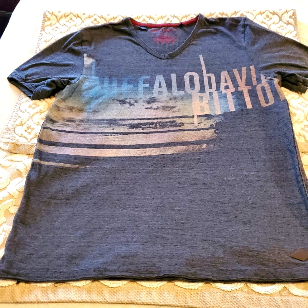 Buffalo David Bitton raw edge tee